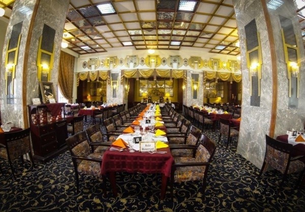 رستوران هتل پارس کرمان